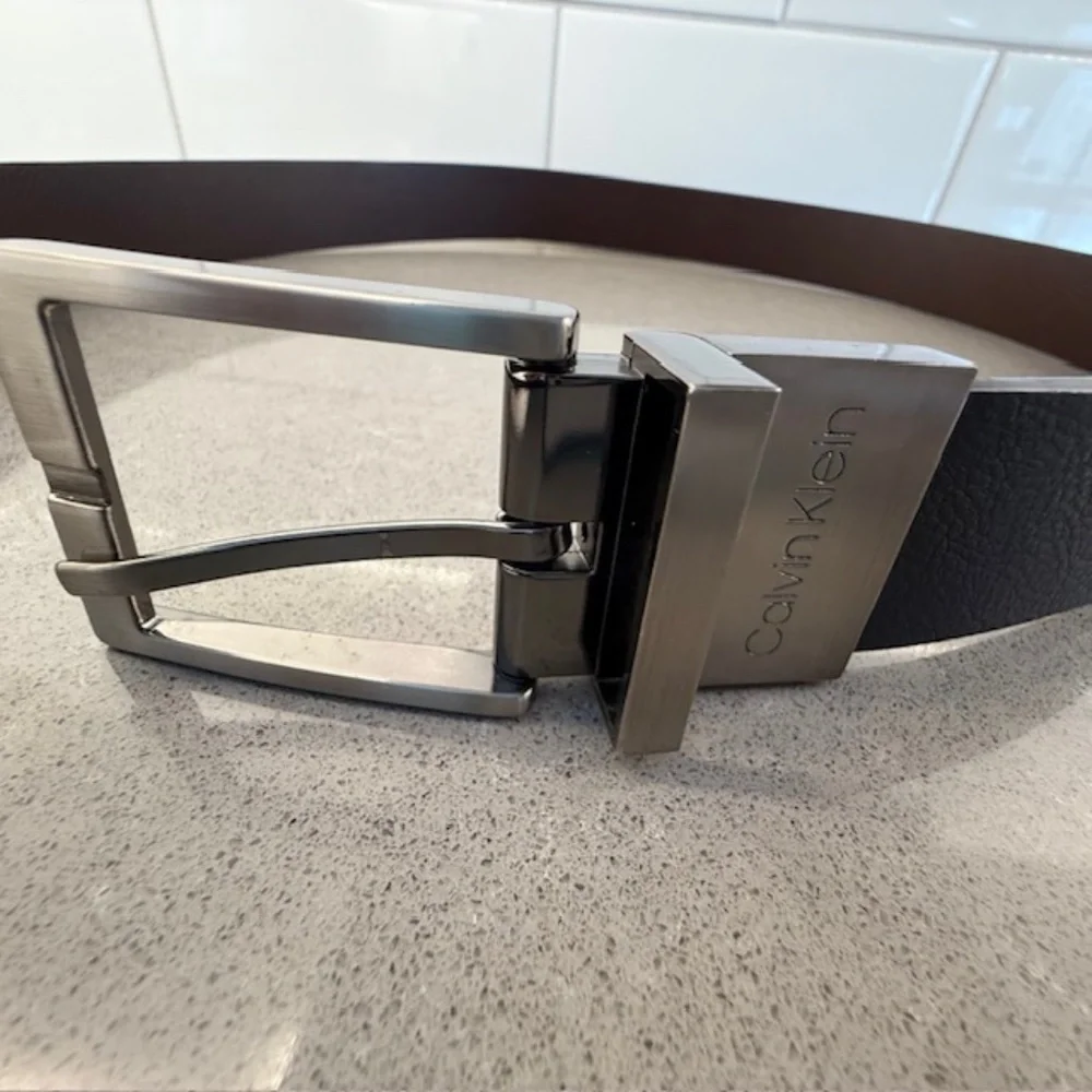 Men's Size 40 Calvin Klein BQK1 Size 40 Brown Belt